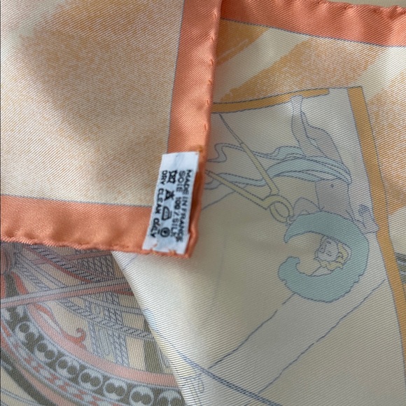 Vintage Hermes Orange Face Au Silk Scarf - Picture 9 of 9